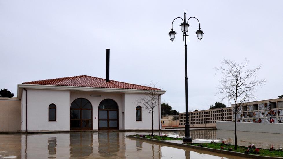 «Sul cimitero un silenzio imbarazzante»
