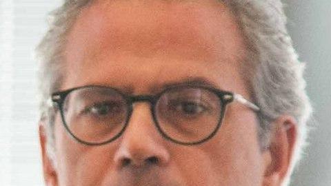 Una mail e due bonifici, Cicu nei guai