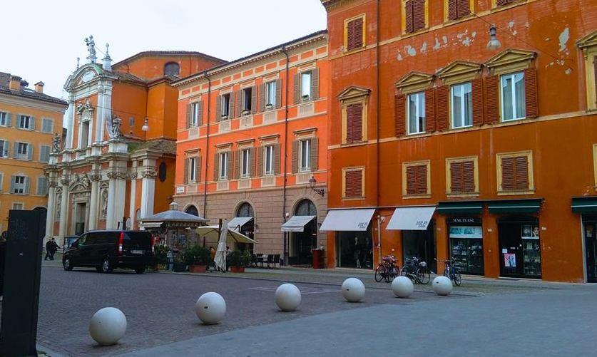 Arrivano le “palle blocca auto”