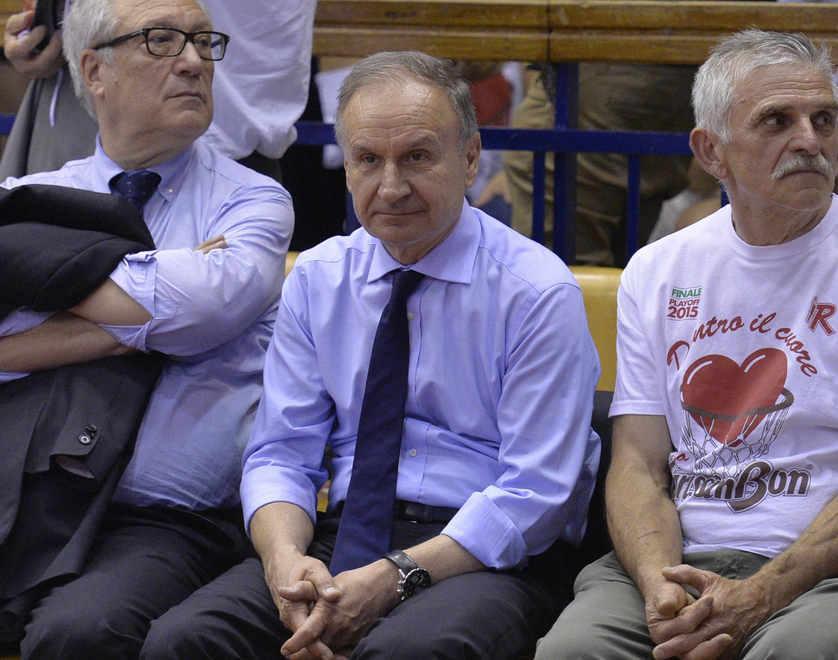 Caso coppe, Petrucci insiste sulla linea dura 