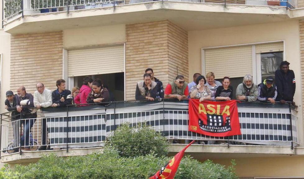 Casa, esplode la guerra fra famiglie a Livorno
