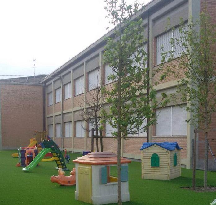 «Prato al sole: i bimbi non possono uscire»