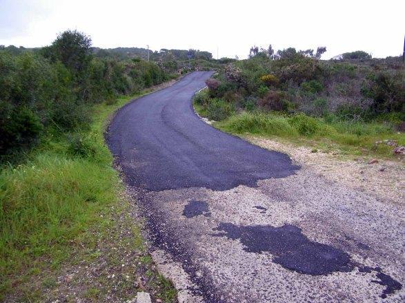 Carloforte, ricorso al Tar per l'asfalto in località Sabino