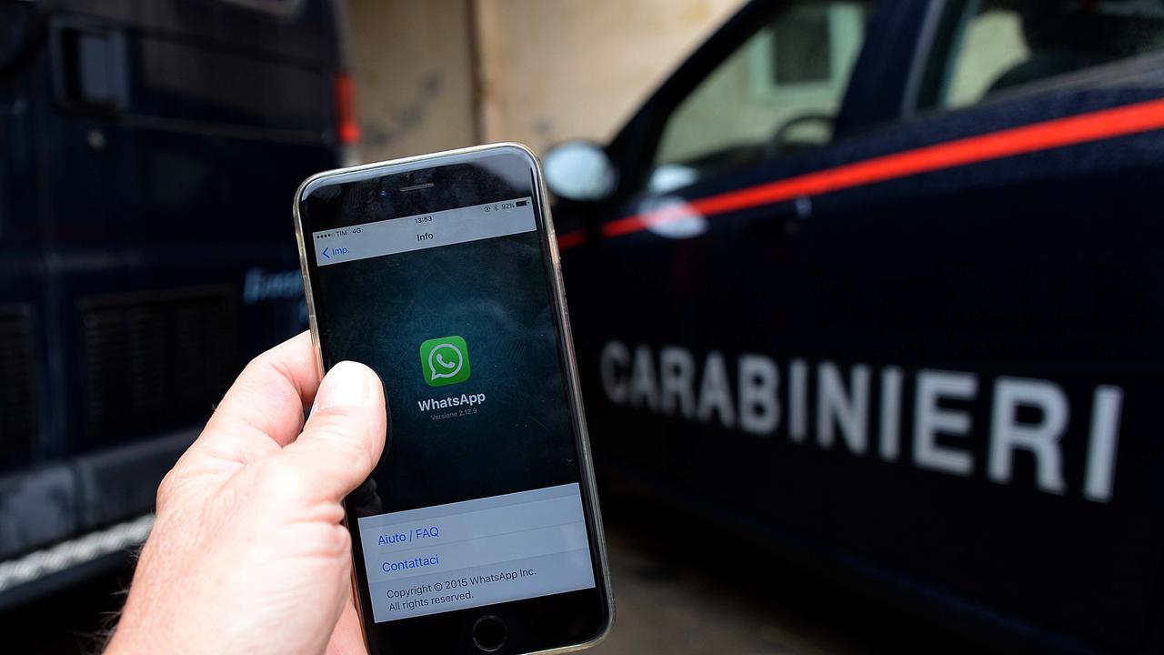 Maxi rete WhatsApp per difendersi dai ladri