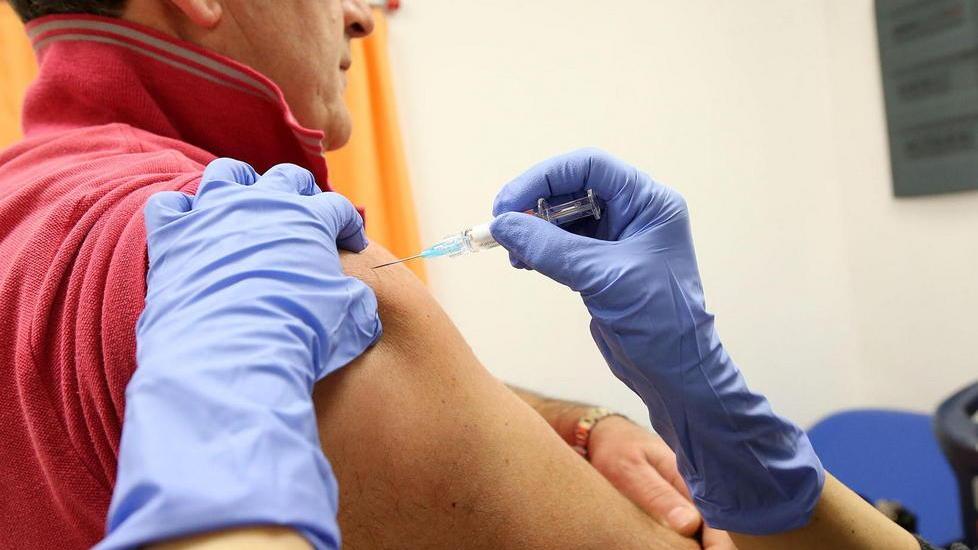 Scatta il vaccino day per battere la meningite