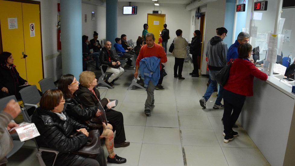 Fa la fila ma i medici non ci sono Salta l’endoscopia al paziente 