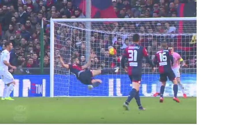 La rete realizzata da Pavoletti contro il Palermo