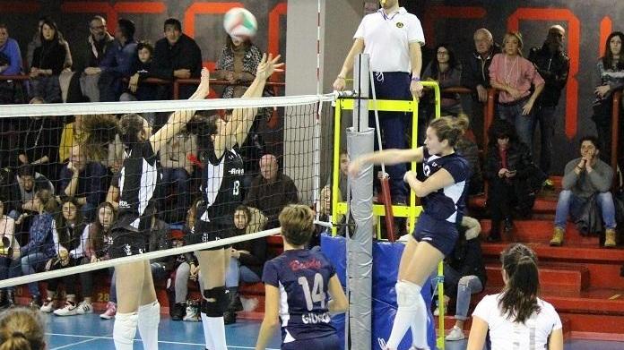 Pallavolo, derby Migliarino-Calci