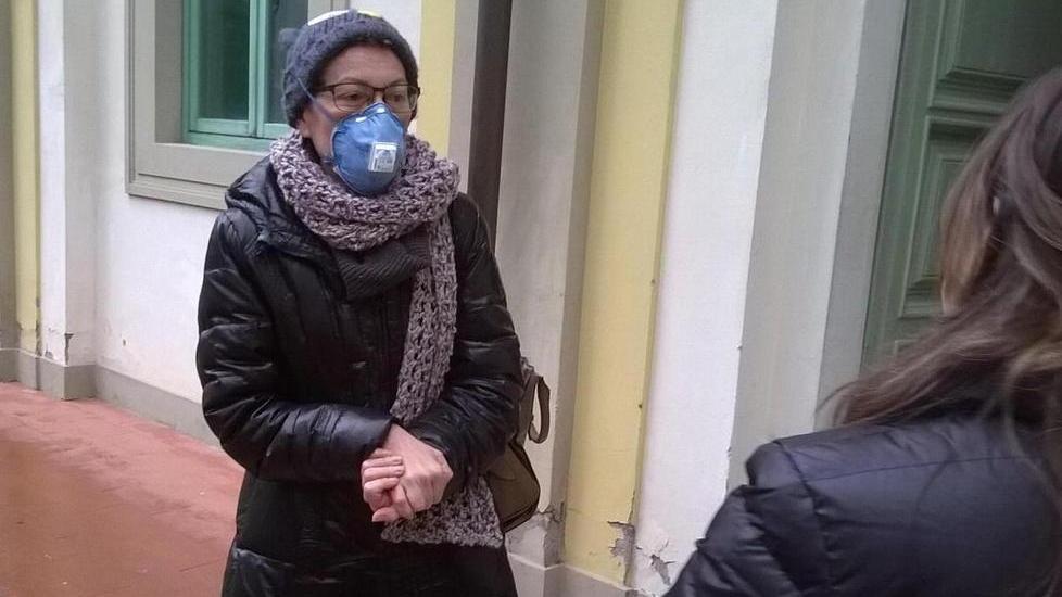 L’appello di Claudia, allergica a tutto: trentamila euro per sperare in una vita senza mascherina
