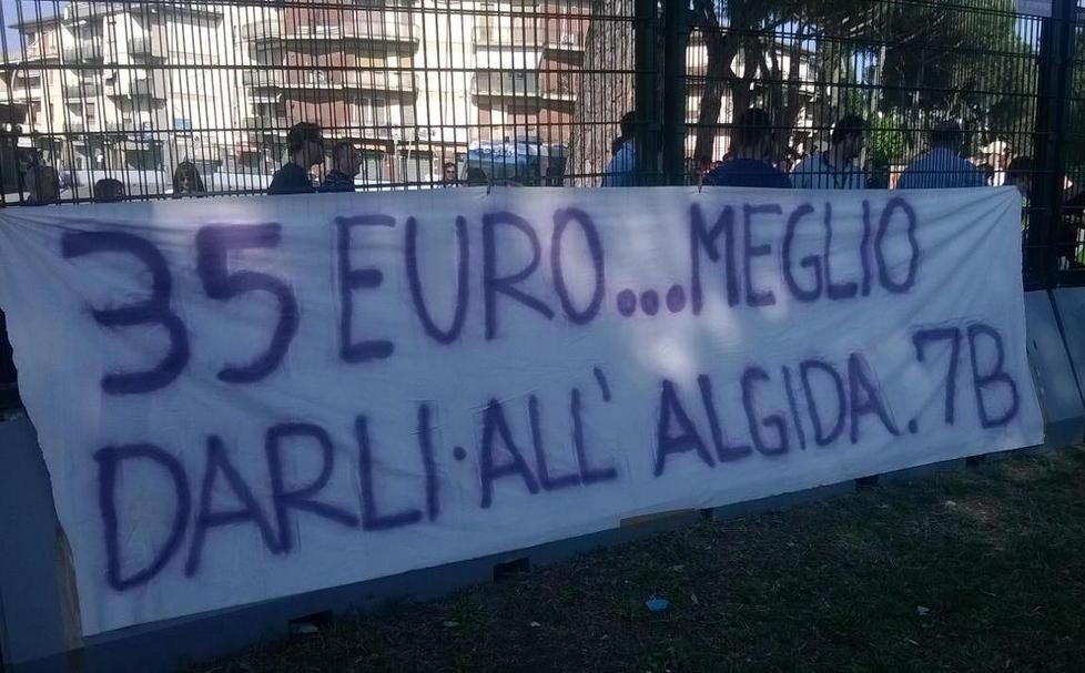 Allo stadio 200 agenti per il rischio protesta 