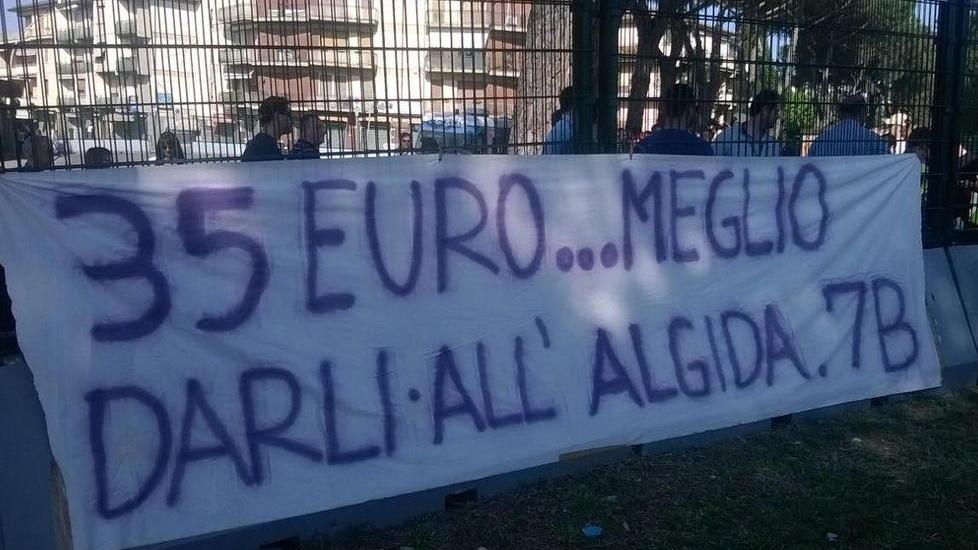 Allo stadio 200 agenti per il rischio protesta