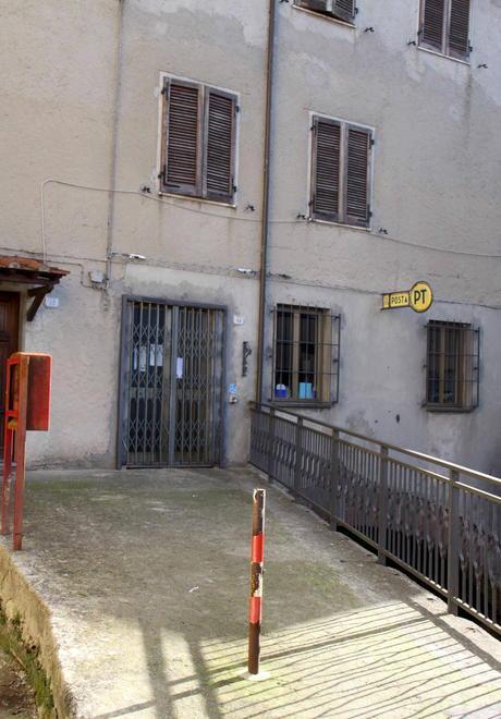 Il Comune attacca le Poste: «Hanno dimenticato Nocchi» 
