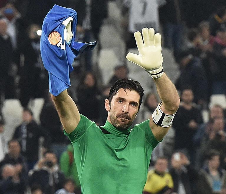 Un videomessaggio di Buffon per il piccolo Maurizio 