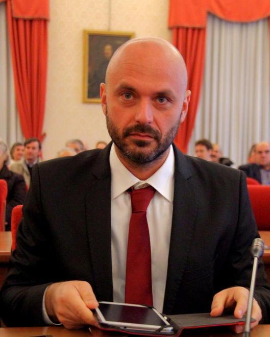 Pd, si farà il congresso a settembre 