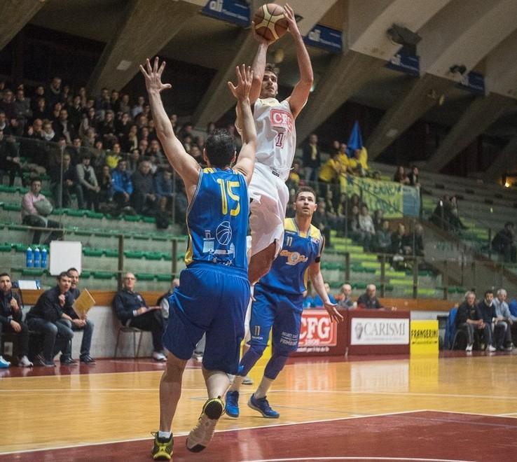 CFG non ti scottare bisogna battere Faenza 