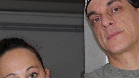 Si calano dal tetto per rubare in casa ma sono scoperti