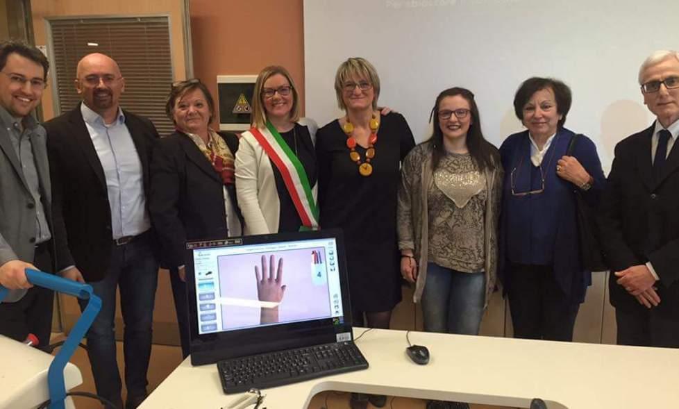 Avo dona un dispositivo all’ospedale