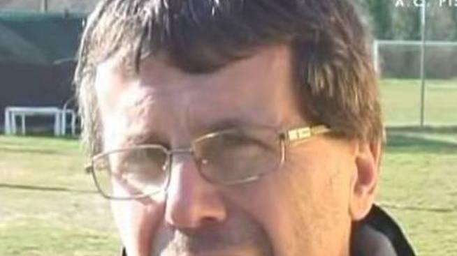 Paura per un pugile svenuto lo soccorre un medico pisano