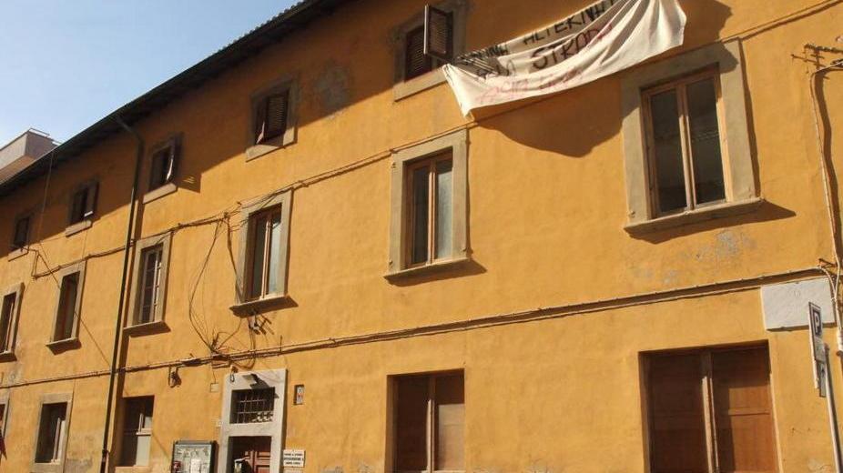 Il Comune vuol riprendersi gli immobili pubblici occupati