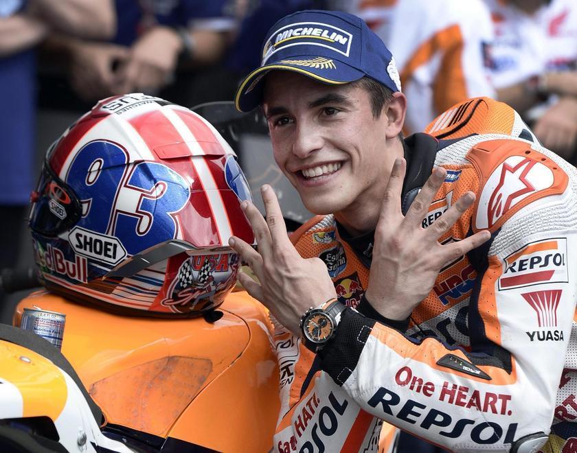 Marquez vince ancora, Rossi vola fuori 