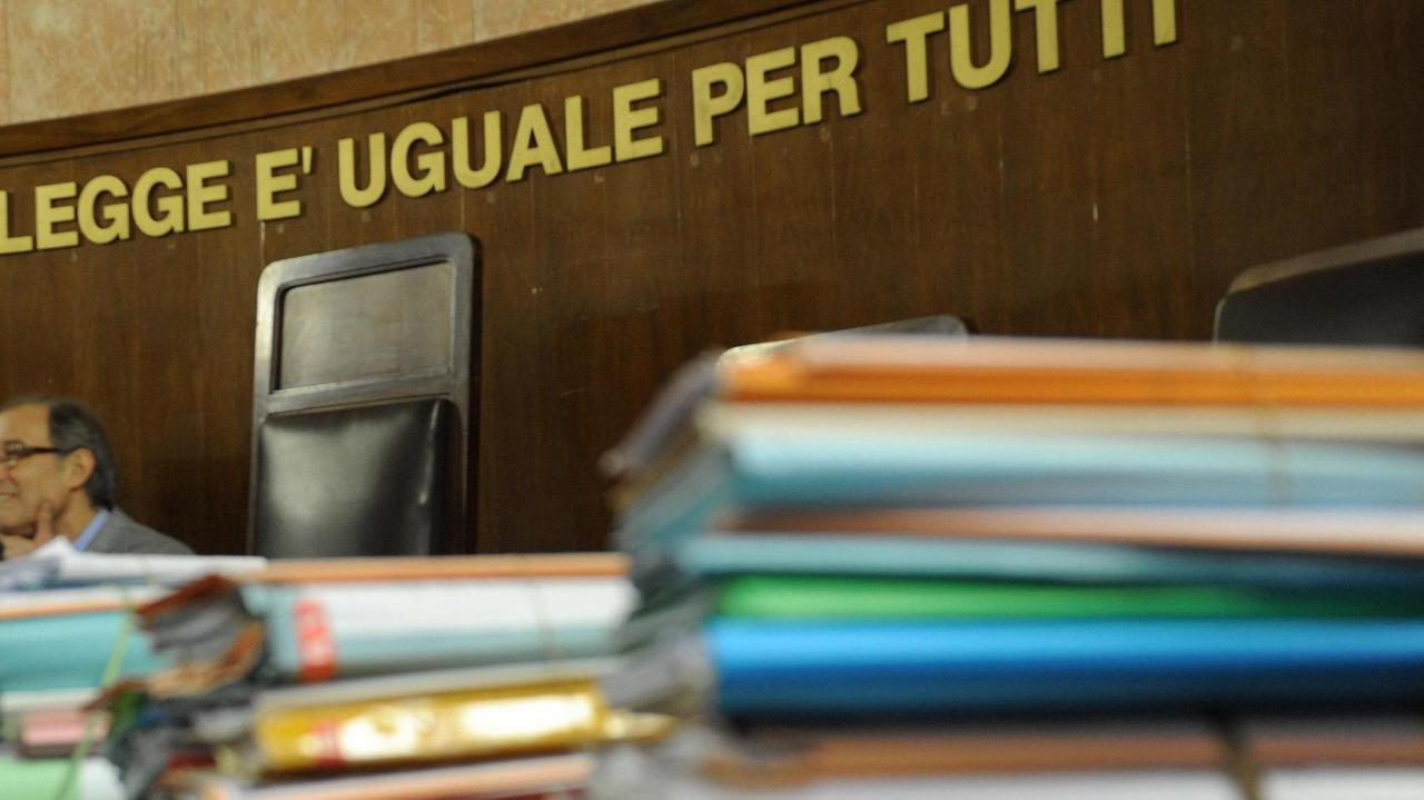 Trovati a fare sesso davanti alla chiesa, coppia va a processo