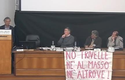 Fabio Zita durante la sua relazione al convegno fiorentino organizzato dalla rete Nogesi