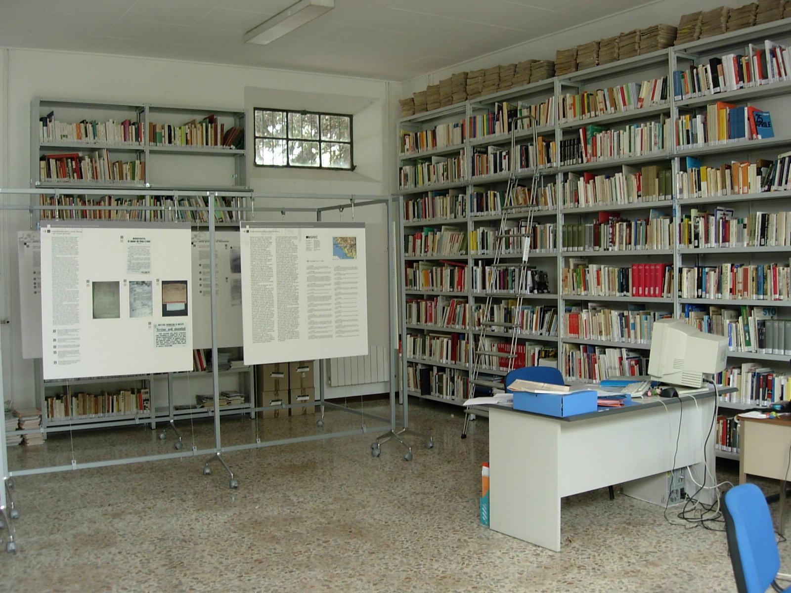 La biblioteca dell'Isgrec alla Cittadella 