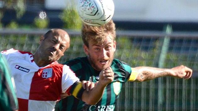 Prima del derby il Pontedera vuole... regalarsi Indiani