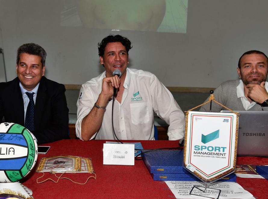 Non solo stile libero ma anche pallanuoto 