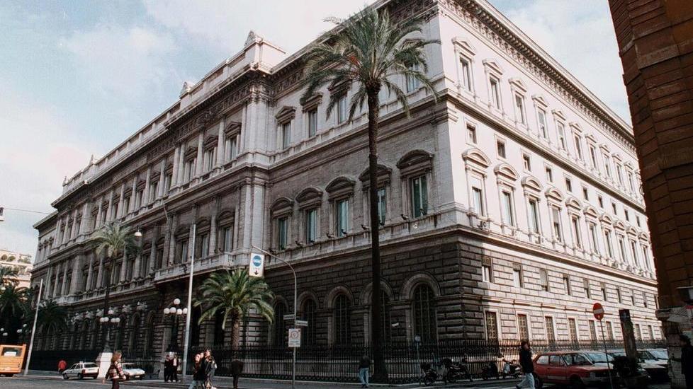I soldi ci sono ma si prestano col contagocce