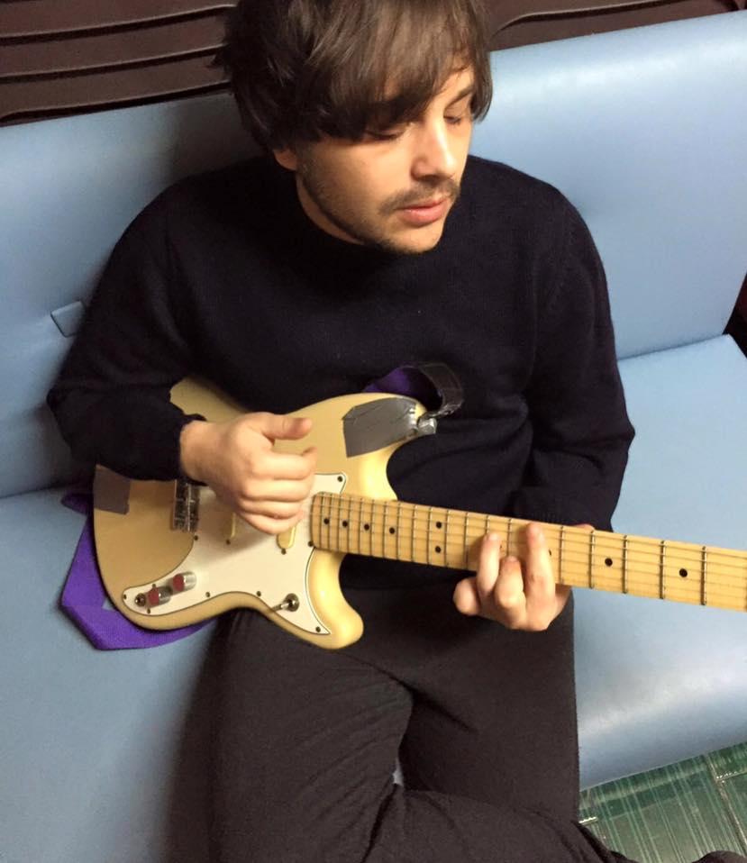 Edoardo Calcutta in una foto del profilo Facebook