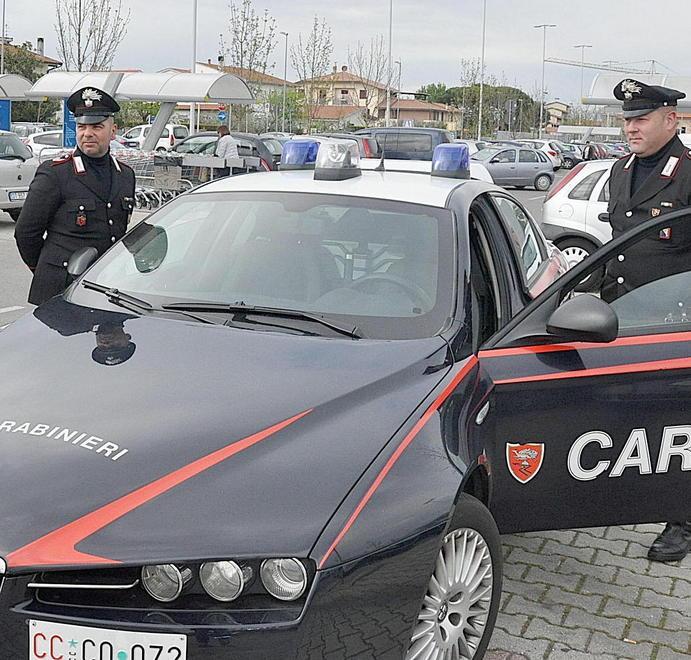 Finisce nei guai mentre è in affido ai servizi: arrestato