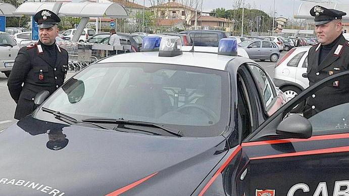 Finisce nei guai mentre è in affido ai servizi: arrestato