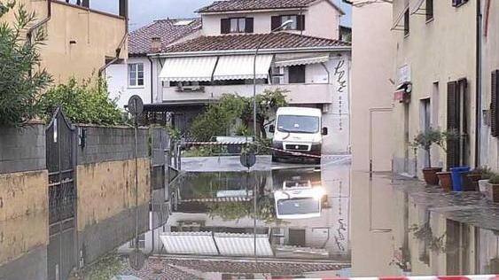 «Stufi degli allagamenti, fate in fretta i lavori»