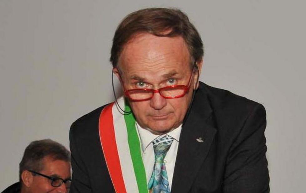 «Giù le mani dall’ospedale di Piombino» 