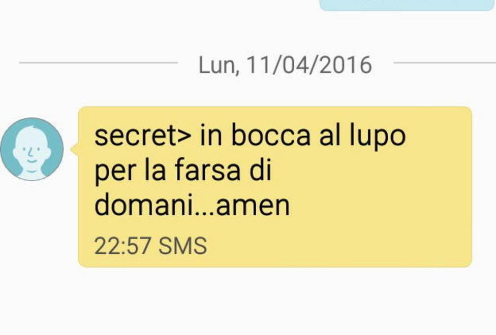 «In bocca al lupo per la farsa» Arriva un altro sms del corvo