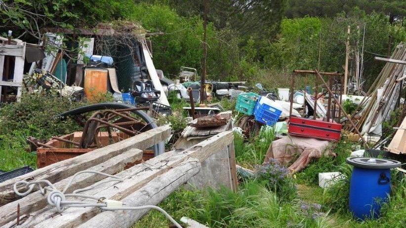 Discarica abusiva a Montenero