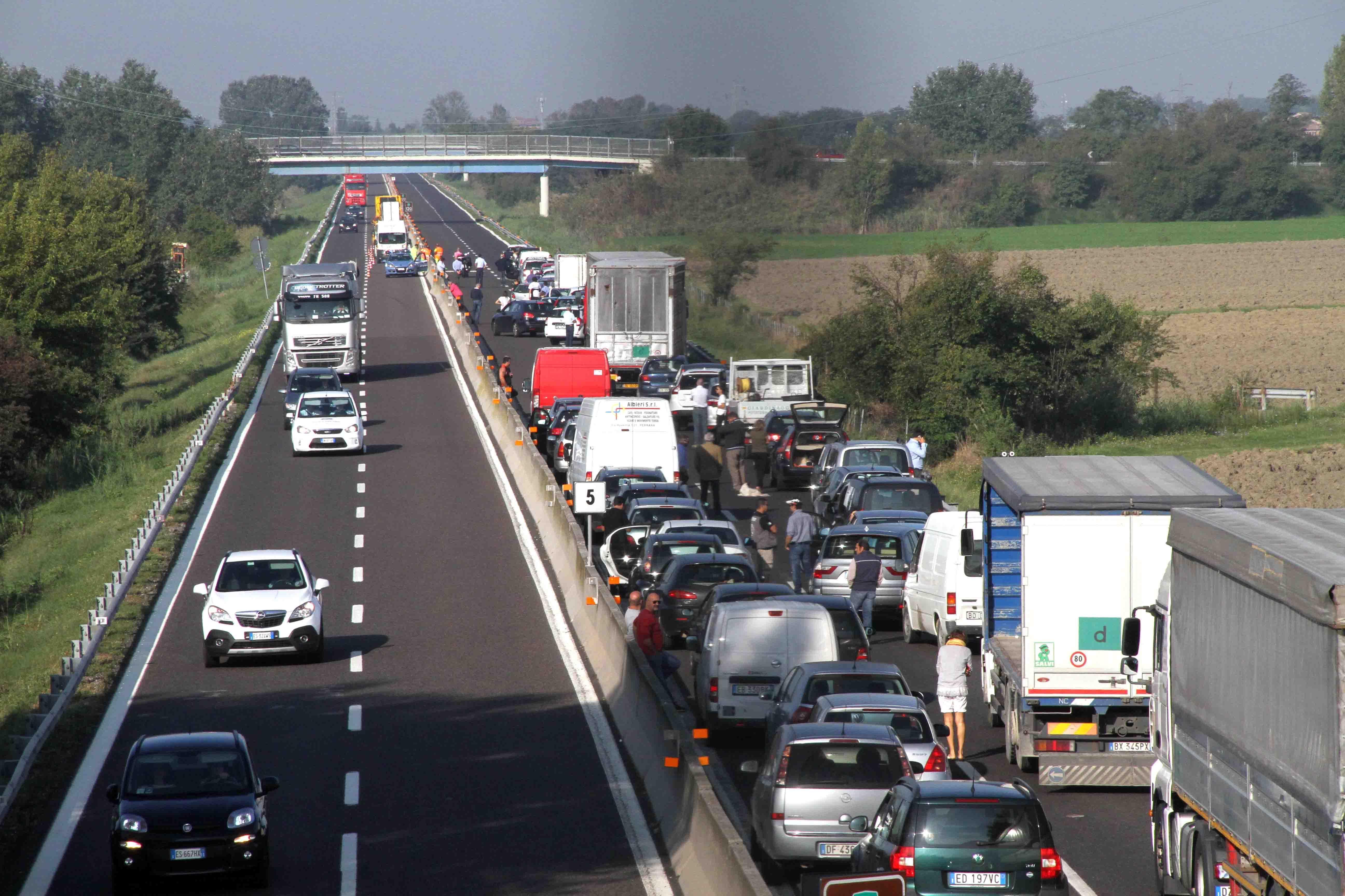 Un incidente sulla superstrada Ferrara-mare (foto d'archivio)