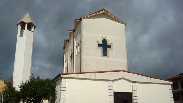 Macomer, don Gino lascia la parrocchia di San Francesco