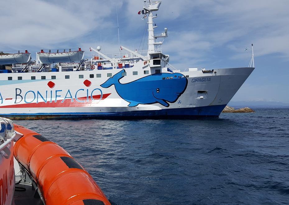 La Giraglia sugli scogli, è stato un guasto 