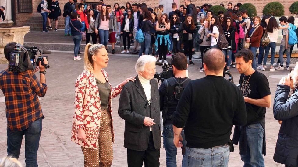 Ferrara la “bella” va in tv 