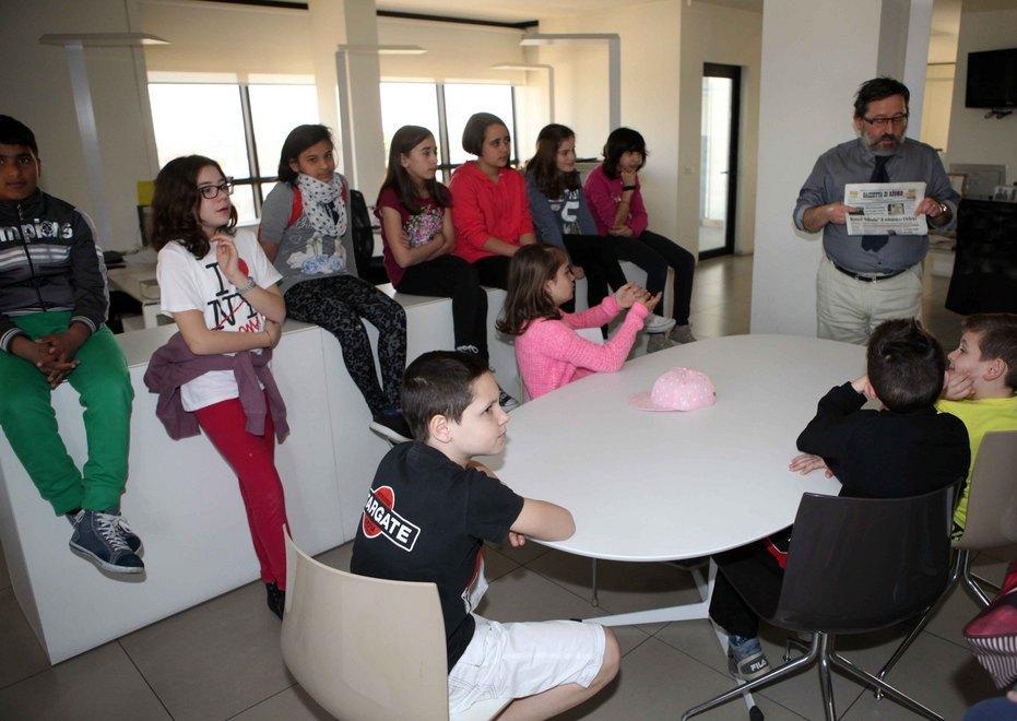 I ragazzi della quinta C di Novellara in “Gazzetta”