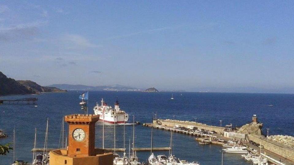Via libera al potenziamento del porto