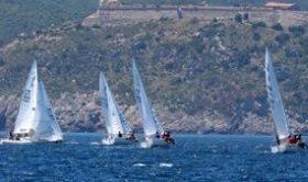 Il trofeo Challenge Armatore assegnato a Enrico De Crescenzo