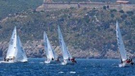 Il trofeo Challenge Armatore assegnato a Enrico De Crescenzo