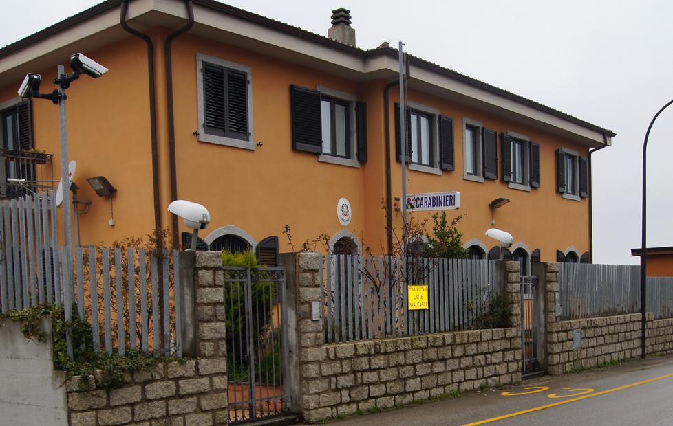 Estorce soldi al padre: operaio arrestato 