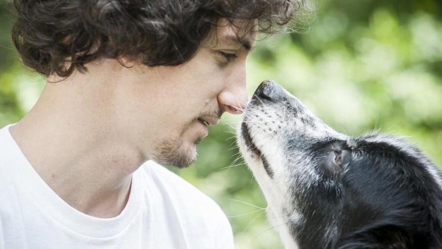 Il modenese Contri:«Parlare con gli animali è una cosa possibile Vi spiego come si fa» 