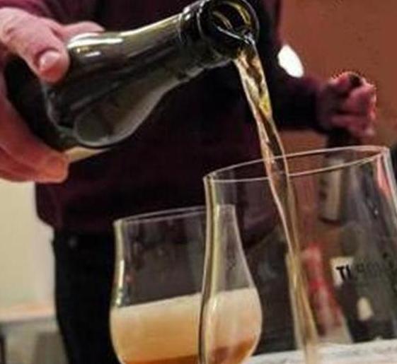 Laboratorio di abbinamento ai formaggi E poi tango argentino e concerto