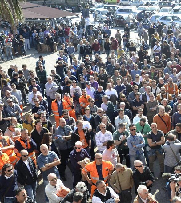«Premi immotivati, i veri eroi sono altri»