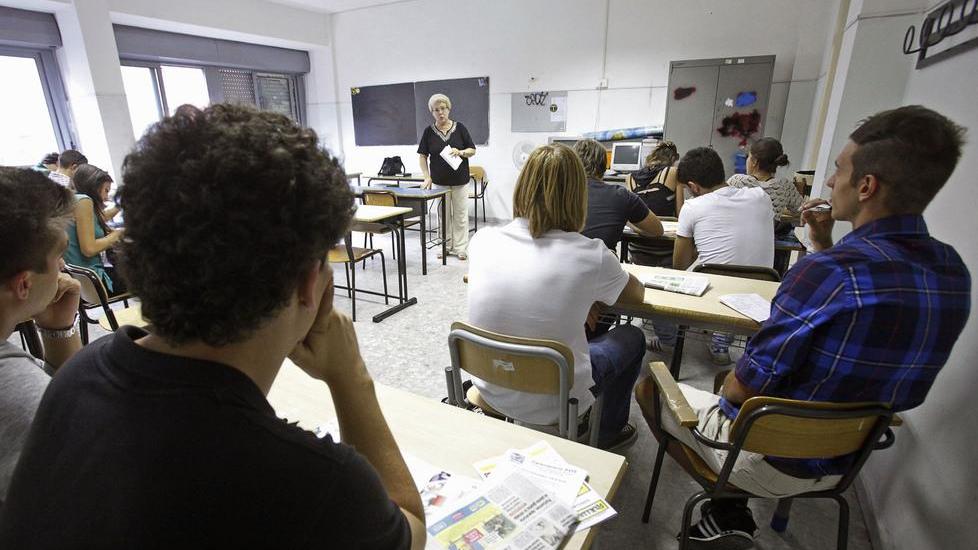 Mancano 81 insegnanti di ruolo